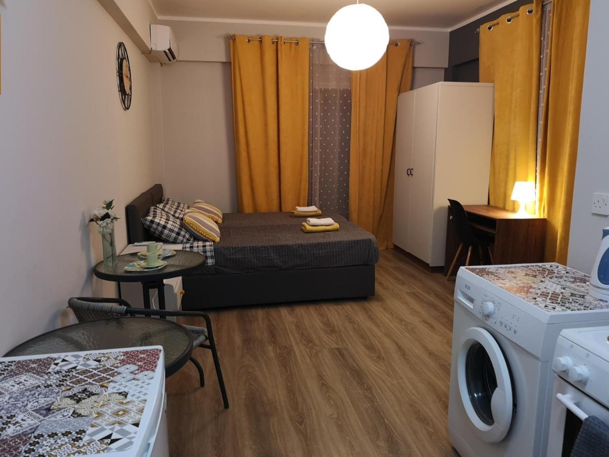 Andreas Apartments 沃罗里尼 外观 照片